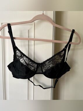 Black Lace Underwire Backless Bra - 34C lingerie for backless dresses or tops